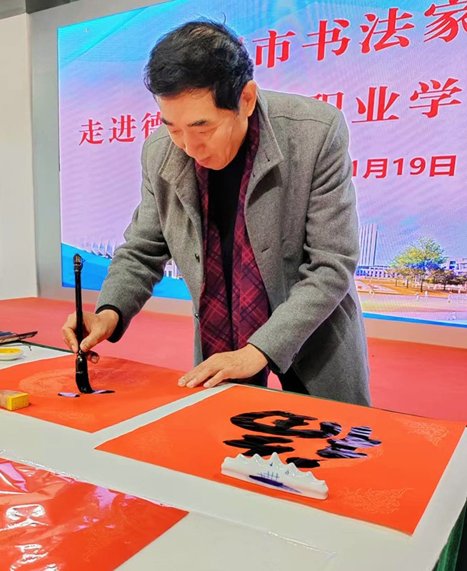 微信图片_20251226085508_94_171.jpg